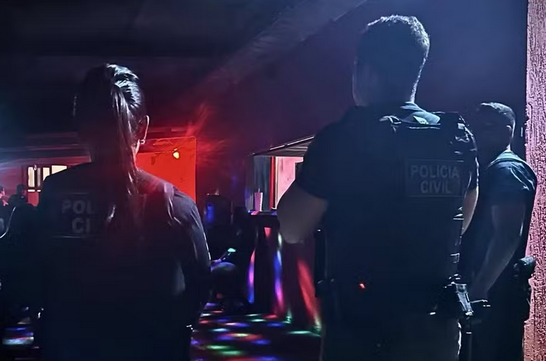 Comerciante é presa em operação de combate a exploração sexual e venda irregular à adolescentes em RO