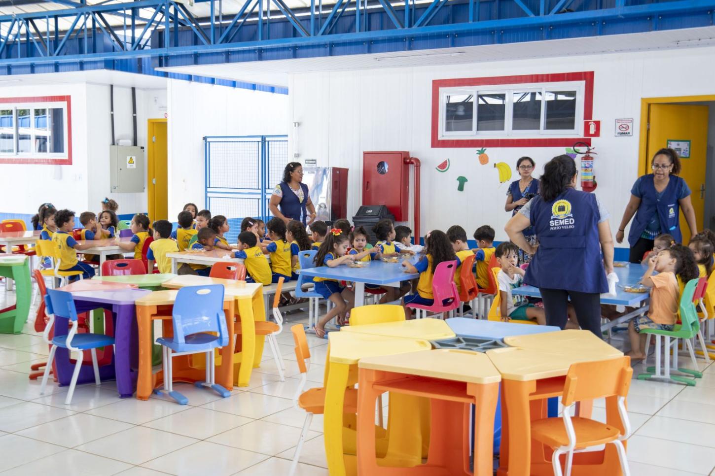 Voluntários recebem pagamentos e o programa terá continuidade
