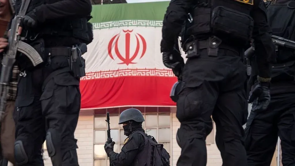 Irã executa quatro homens acusados de espionagem para Israel