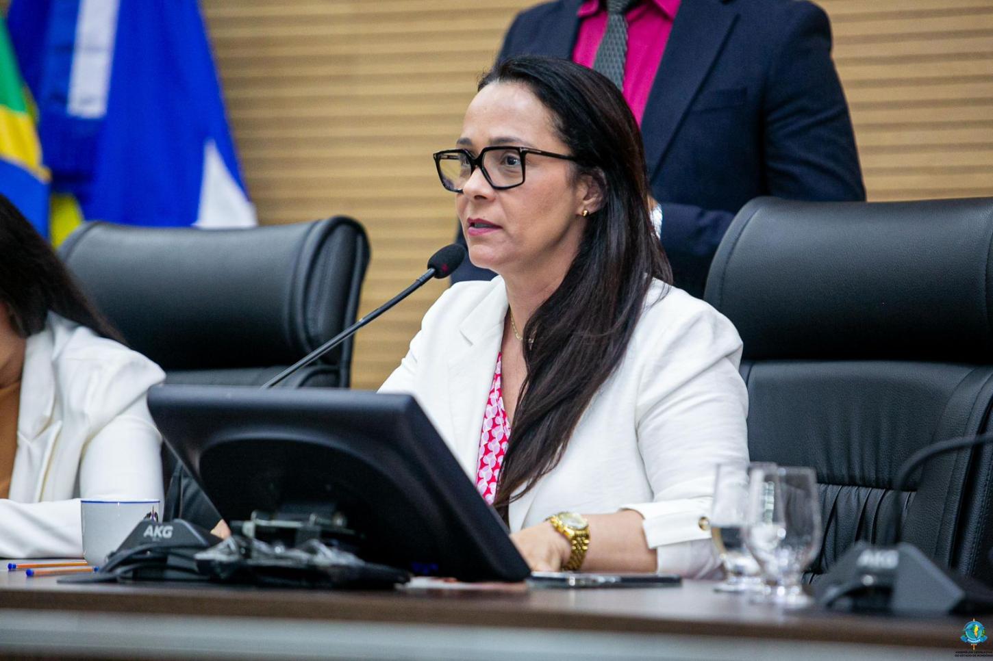 Rosangela Donadon solicita caminhonete para fortalecer atendimento aos produtores rurais de Guajará-Mirim