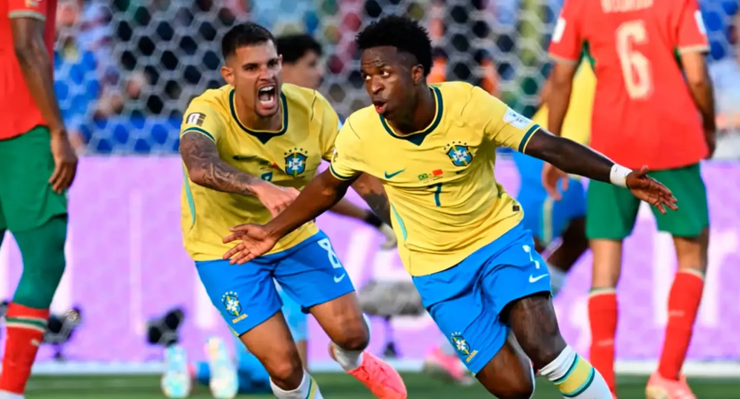 Vini salva o Brasil, e torcedores de Porto Velho já alternam entre a corneta e a esperança pelo hexa